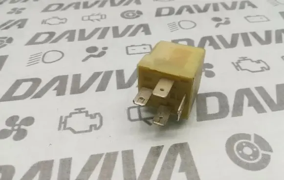 Skoda Superb B5 (3U) Other relay 443919578C