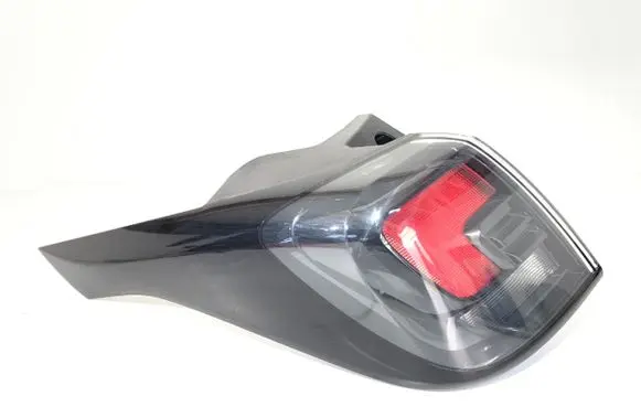 Opel Crossland X Rear/tail lights 39235951