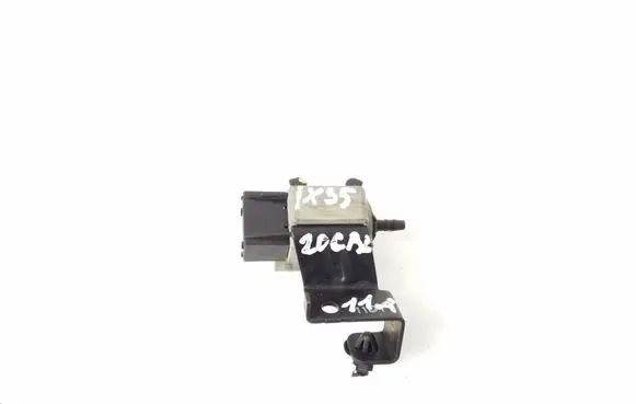 Hyundai ix35 Turbo solenoid valve 351202A450