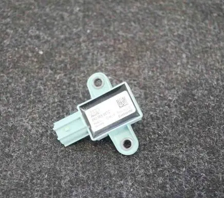 Audi A5 8T 8F Airbag deployment crash/impact sensor 8K0955557C