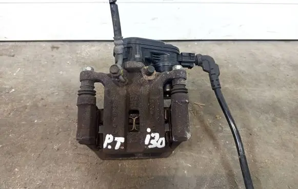 Hyundai i30 fastback Rear brake caliper ZACISI30