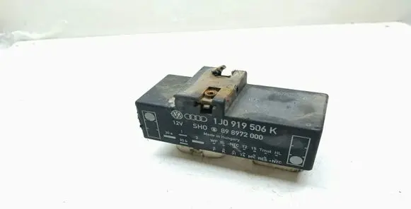 Audi A3 S3 8L Coolant fan relay 1J0919506K