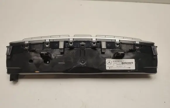 Mercedes-Benz EQC Air conditioner control unit module A2059054917
