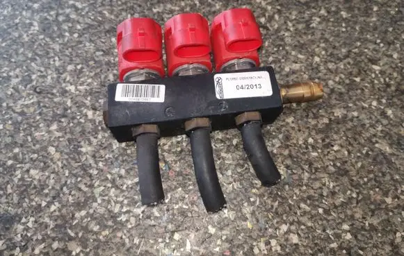Audi A6 S6 C6 4F LP gas injector 67R010104 110R000040