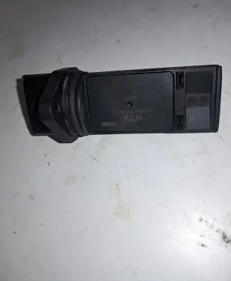 Volvo V70 Mass air flow meter 9300628b20 20051193 EPBMFT5-V001P
