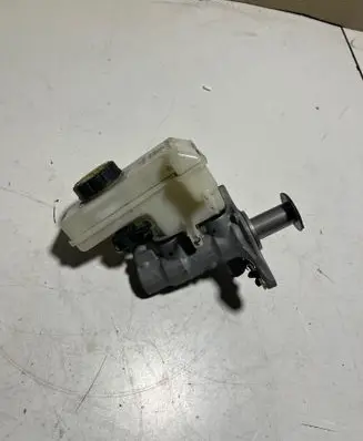 Volkswagen Taos Master brake cylinder 5Q1611301G 32668423 5N0945459A