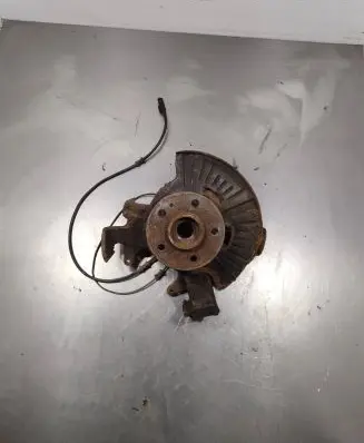 Mercedes-Benz ML W163 Front wheel hub spindle knuckle