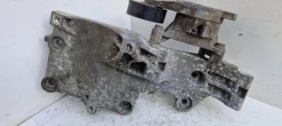 Audi A6 S6 C6 4F Engine mounting bracket 03g903143a