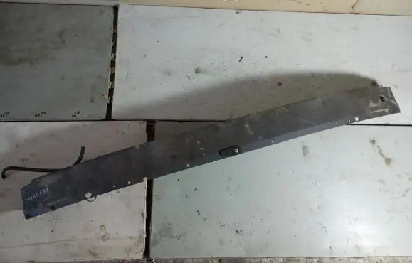 Opel Zafira B Front bumper cross member 24460537