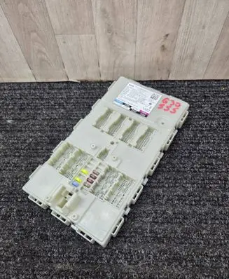 BMW 5 G30 G31 G38 Comfort/convenience module 8800387 A2C87722206 000034B0