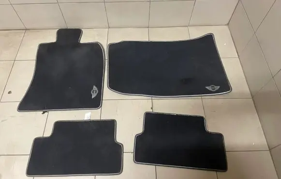 Mini One - Cooper Coupe R56 Car floor mat set 0441799 0420548