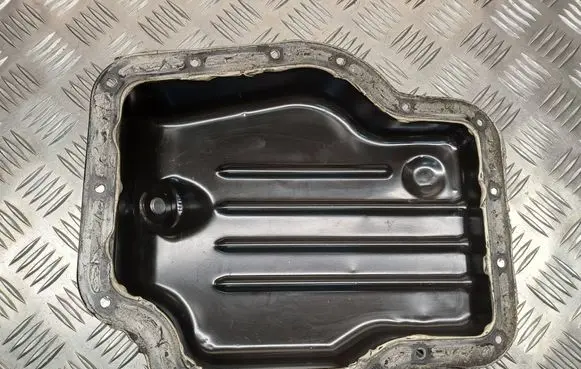Oil sump