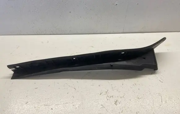 Fender end trim