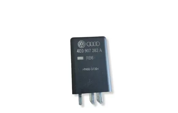 Audi A6 S6 C6 4F Glow plug pre-heat relay 4E0907282A 0281003029 639