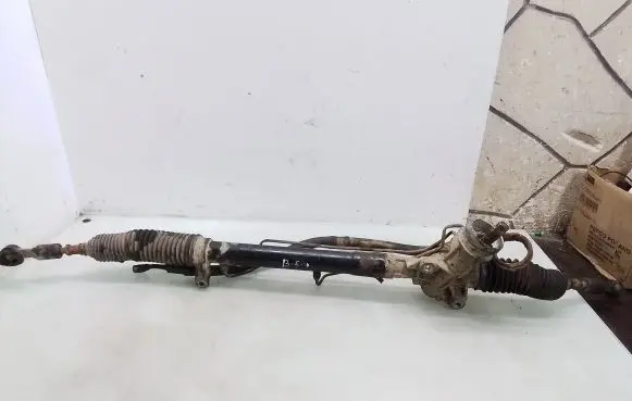 Volkswagen PASSAT B5.5 Steering rack