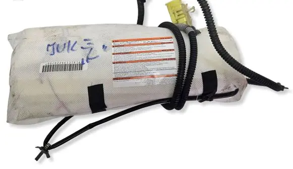 Nissan Juke I F15 Passenger airbag 