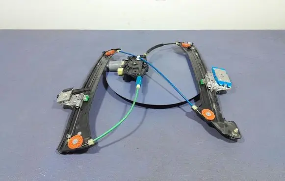 Audi A5 8T 8F Front door window regulator with motor 8W8837461