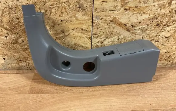 BMW 5 E60 E61 Foot area side trim 51437025029 A0474 22339910