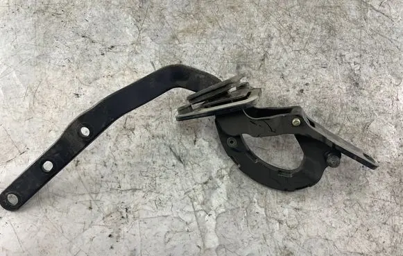 Volvo V70 Tailgate/trunk/boot hinge