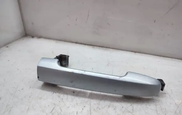 Hyundai Sonata Front door exterior handle