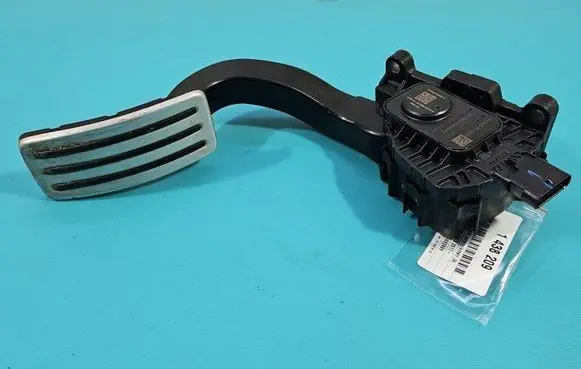 Tesla Model 3 Accelerator throttle pedal A2003-011552 IMPRK1438209