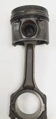 Ford Mondeo Mk III Piston with connecting rod 24879A