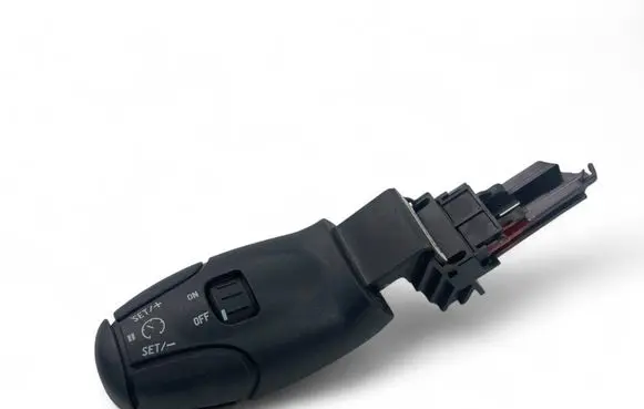Citroen Xsara Picasso Cruise control switch 6242Z9