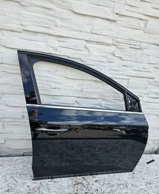 Renault Megane IV Front door