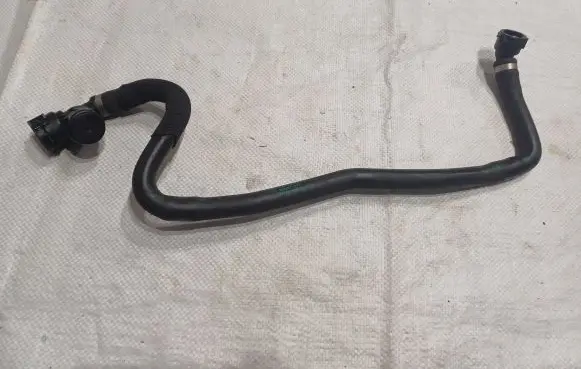 BMW X5 F15 Engine coolant pipe/hose 7646702 16269713