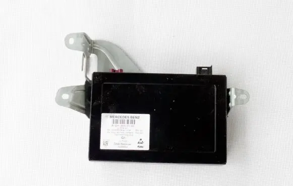 Mercedes-Benz S W221 Antenna control unit A2219000100