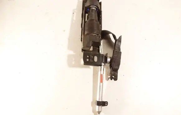 Volvo V50 Front seatbelt 6841783