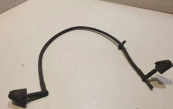 Ford Focus Windshield washer spray nozzle XS4117686A