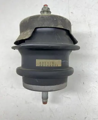 Infiniti FX Engine mount bracket 081118 40144418