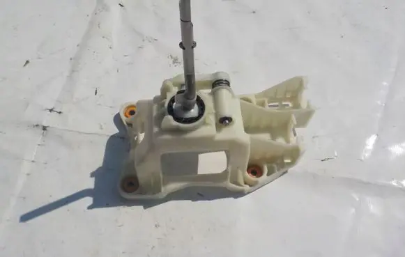 KIA Stonic Gear shifter/selector HENCAR9572939944