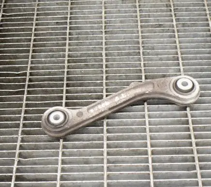 Maserati Ghibli Rear upper control arm/wishbone 670007252