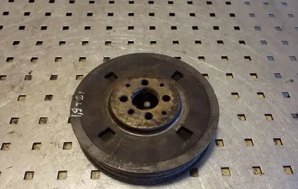 Volkswagen Sharan Crankshaft pulley