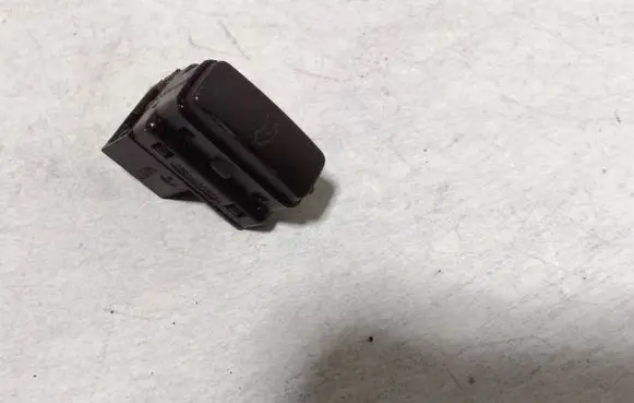 Volkswagen PASSAT B6 Alarm switch 6Q0962109