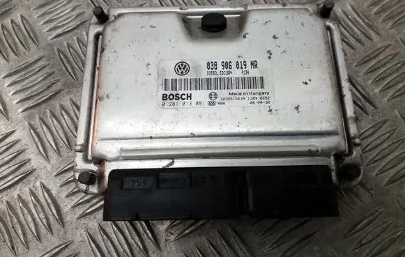 Skoda Roomster (5J) Engine control unit/module ECU 038906019NR EDC15P