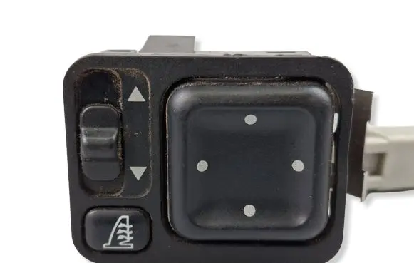 Opel Frontera B Wing mirror switch 