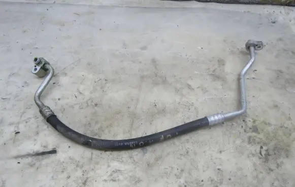 Volkswagen Up Air conditioning (A/C) pipe/hose