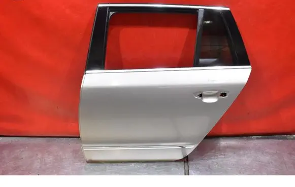 Skoda Superb B6 (3T) Rear door