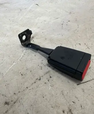 Maserati Ghibli Rear seatbelt buckle 670019029 622463000B