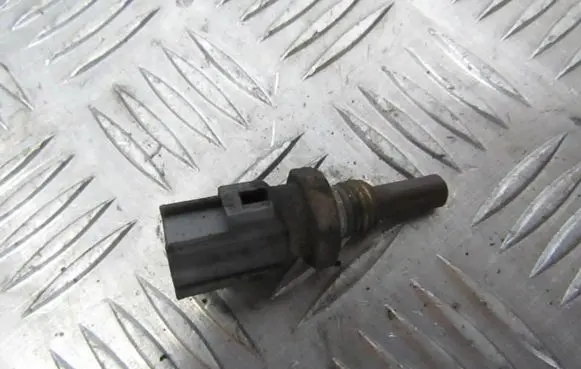 Coolant temperature sensor