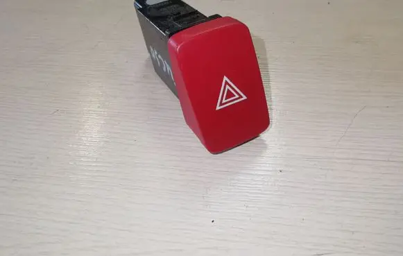 Hyundai Tucson LM Hazard light switch
