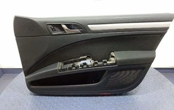 Skoda Superb B6 (3T) Door card panel trim set 3T1867006DK