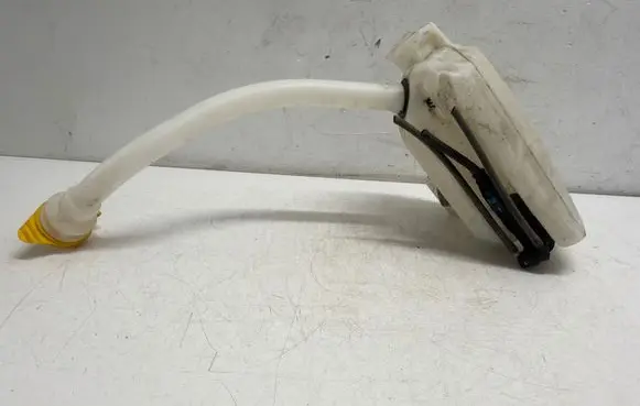 Mercedes-Benz Citan W415 Windshield washer fluid reservoir/tank 8200431474 8200431475