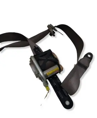 Nissan X-Trail T30 Front seatbelt N1917
