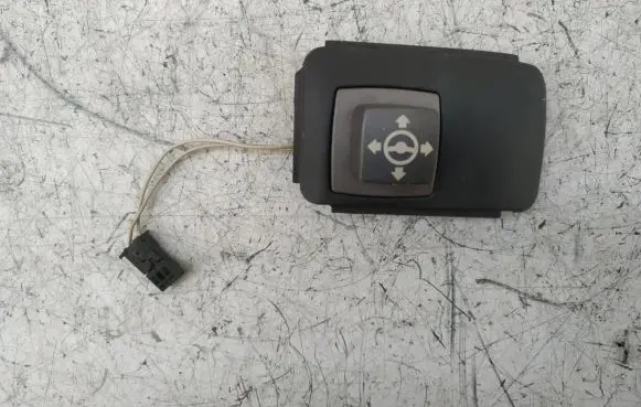 BMW 7 E65 E66 Wing mirror switch 6911535