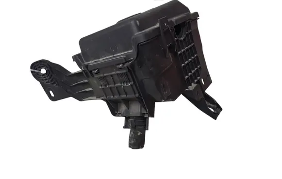 Peugeot 208 Fuse module 9671924480