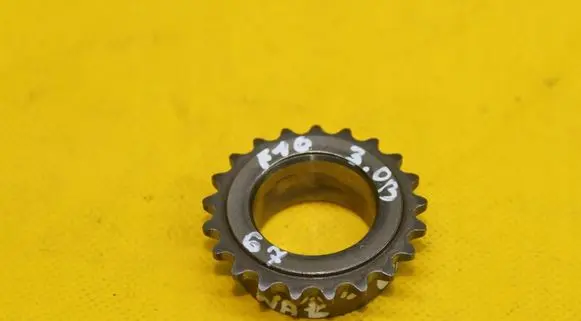 BMW 5 F10 F11 Camshaft pulley/ VANOS 